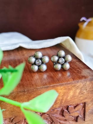 925 Silver Plated Floral Studs | Sarichka Fashion-White