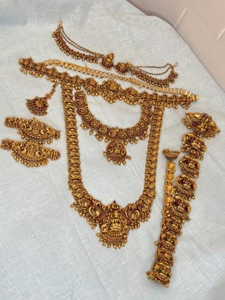 Antique Bridal Set 12