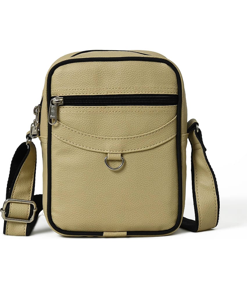 MATRICE - Cream Solid Messenger Bag