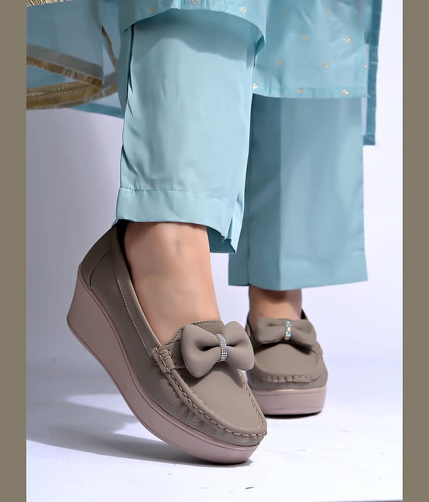 Shoetopia Black Women's Loafers