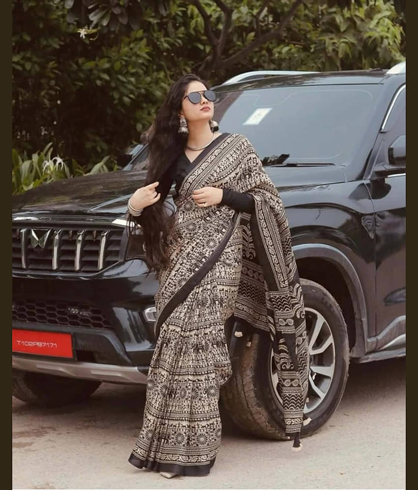 JIHANA FAB Chiffon Printed Regular Saree With Unstitched Blouse Piece ( Black )