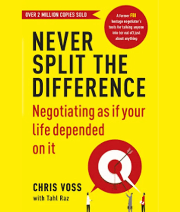 NEVER SPLIT THE DIFFERENCE Paperback  (Paperback, Chris voss)