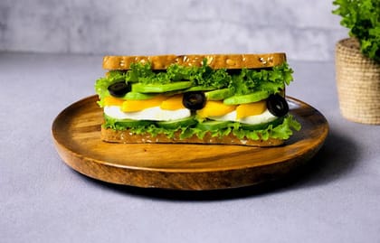 Avocado Pesto Mango Sandwich