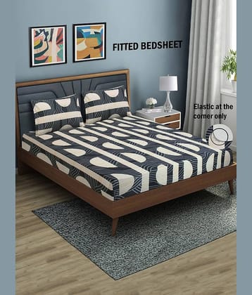 Home Candy Microfibre Geometric 1 Bedsheet with 2 Pillow Covers - Mauve