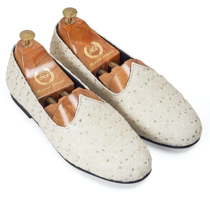 Nawabi Juttis (Limited Edition)-EU 42 / UK 8 / Off White