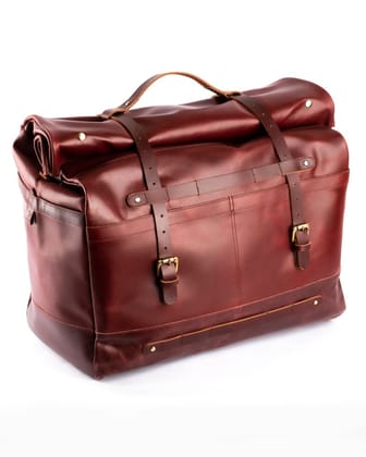 outlaw rogue duffel bag-cherry red / in
