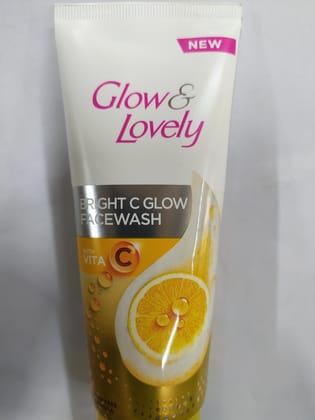 Glow& Lovely Bright c glow Facewash With Vita C 