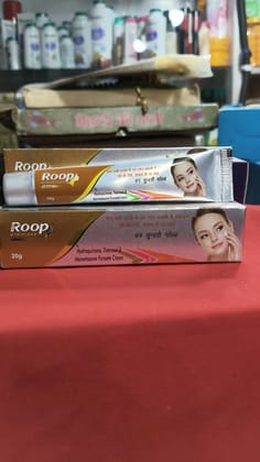 Roop Sundari Gold Cream 20g | Hydroquinone, Tretinoin & Mometasone Furoate Cream | Triple Combination Cream