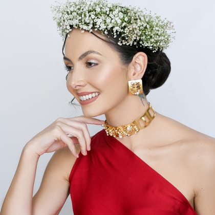 Marigold Magic Choker