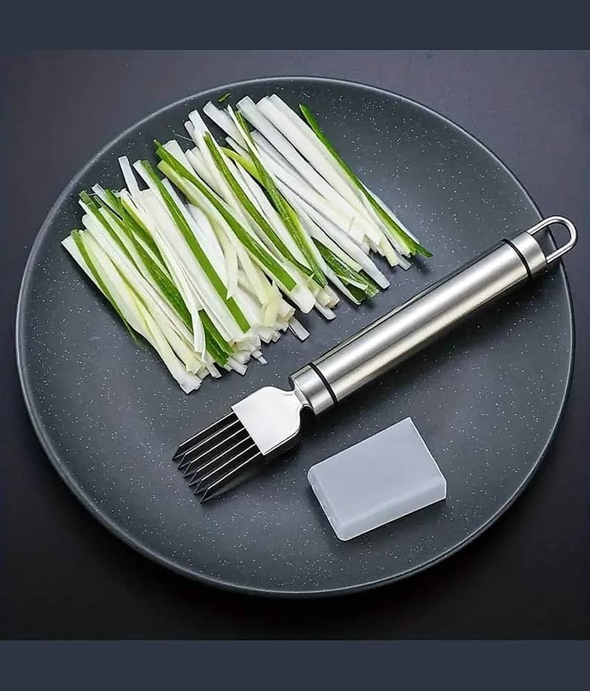 VillWin Silver Stainless Steel Cutter Slicer, Shredder, Vegetable Chopper Tool ( Set of 1 )