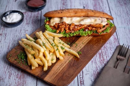 Pulled Bbq Chicken Multigrain Sub Sandwich