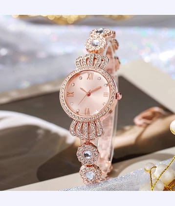 Renaissance Traders Gold Metal Analog Womens Watch