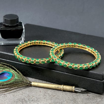 Traditional Gold Plated Emerald Green Kundan Bangles Set of 2