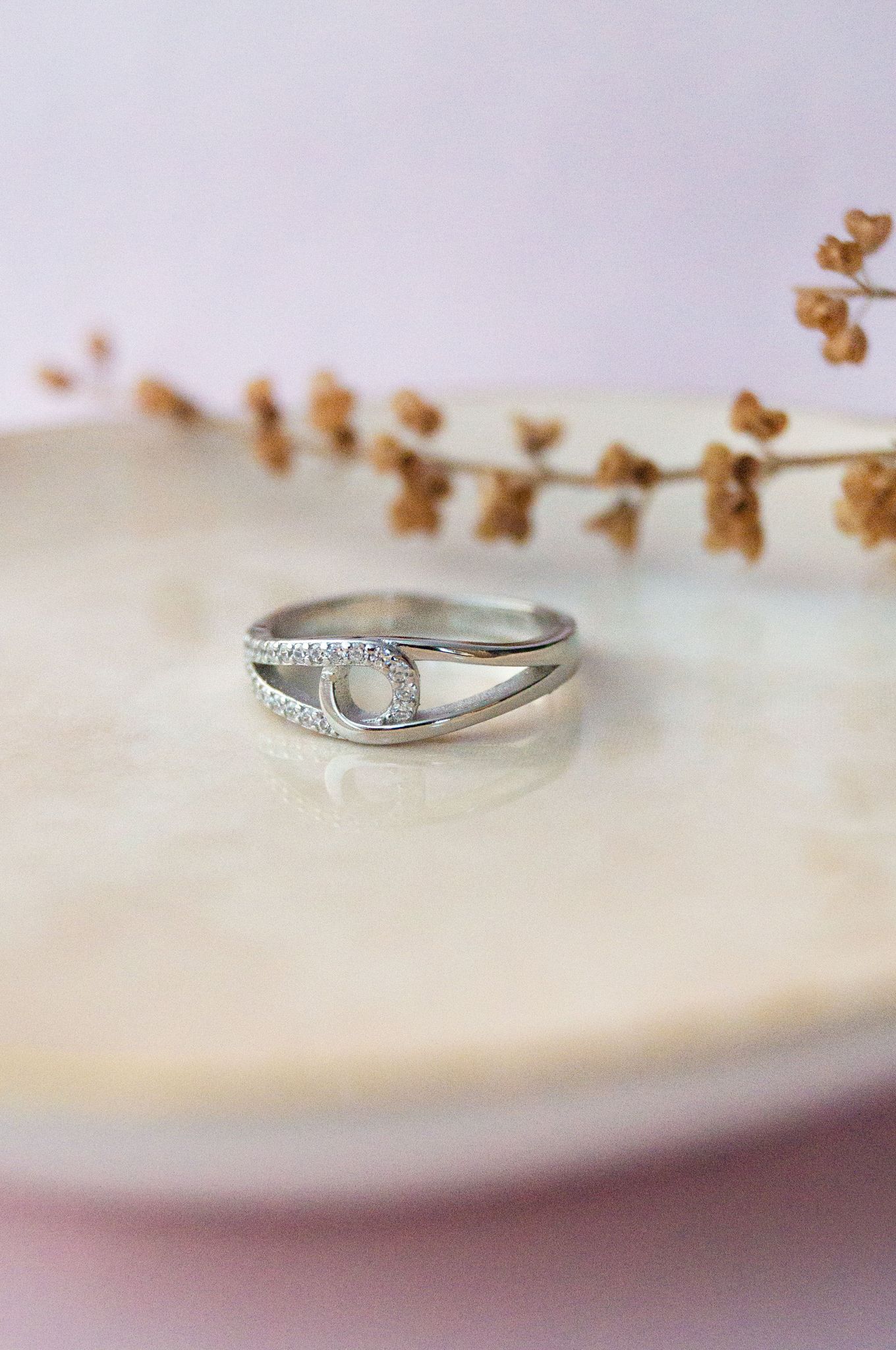 Linked With A Loop Rose Gold Plated Sterling Silver Ring-US 5 = 15.6mm Diameter / Silver