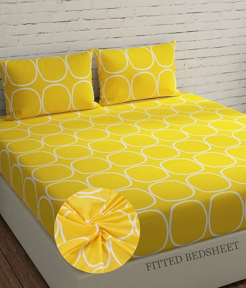 SHOMES Cotton Geometric Fitted 1 Bedsheet with 2 Pillow Covers ( Double Bed ) - Yellow