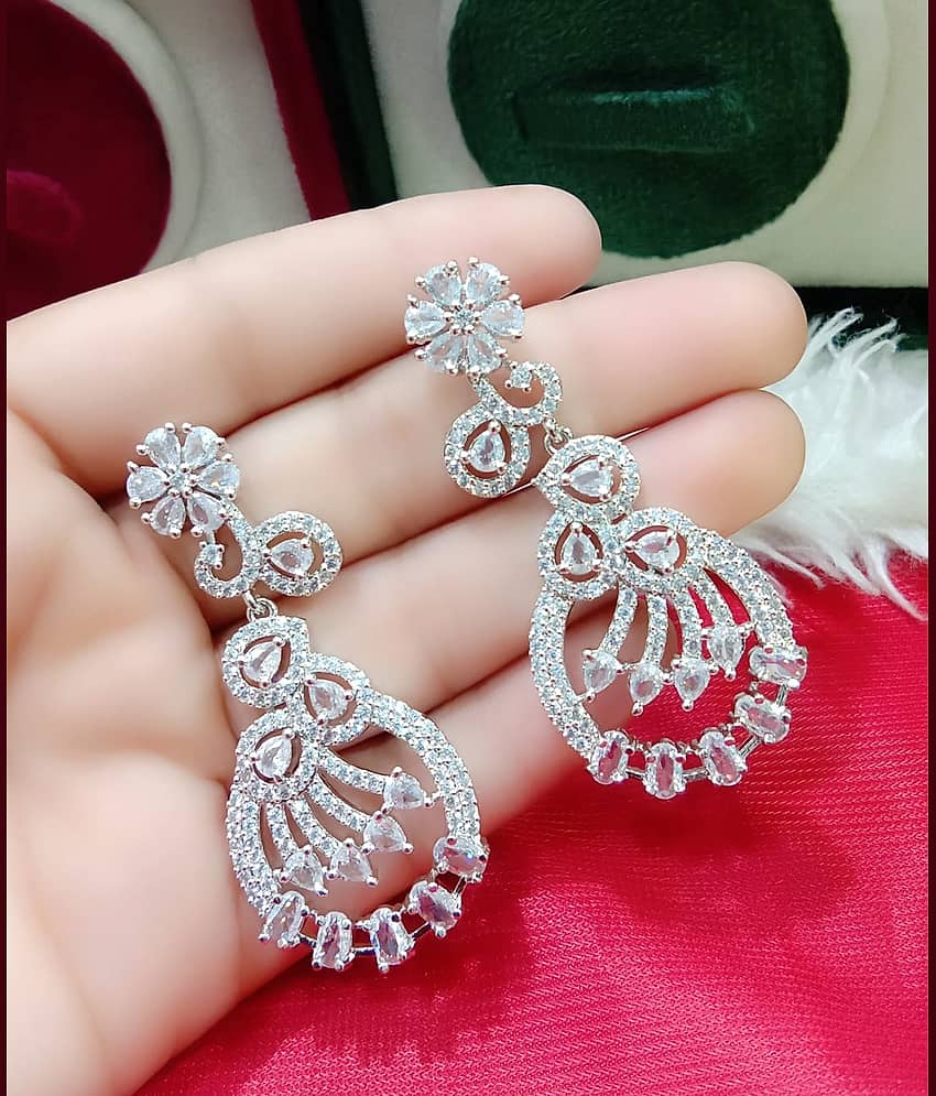 Ladymania Silver Hoops Earrings ( Pack of 1 )