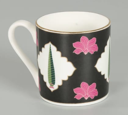 India Circus Cacatua Galerita'S Realm Snack Platter And Coffee Mug Set