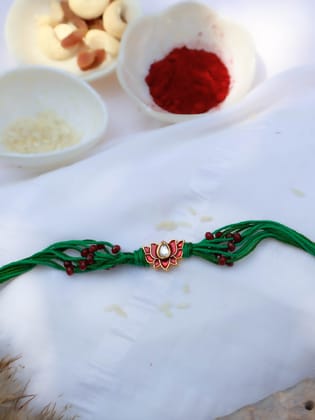Aakesh Red Lotus Kundan Rakhi-Green