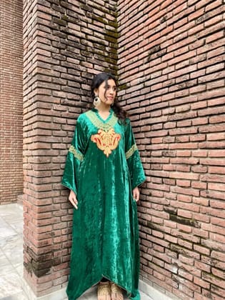 Heavy Embroidered Pure Makhmal Bottle Green Kaftan