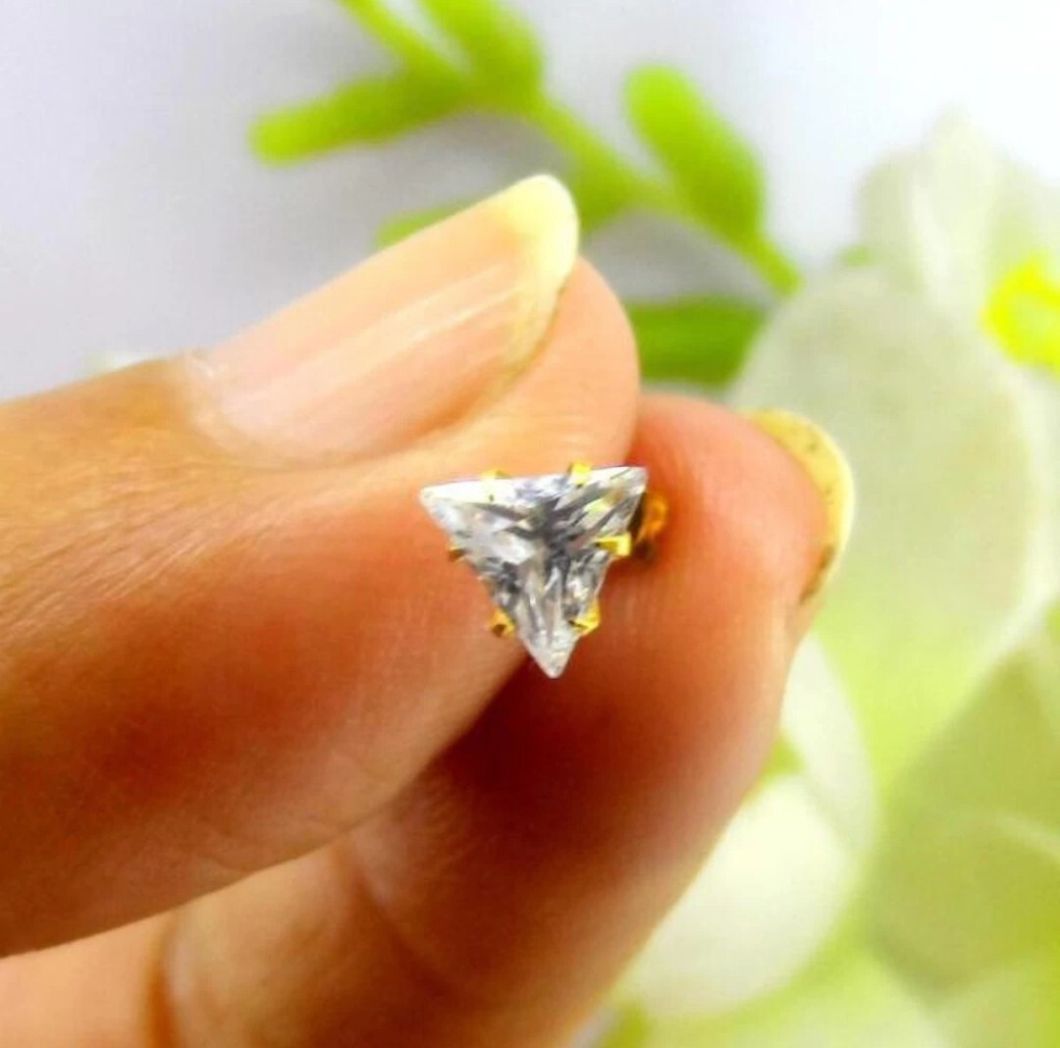 Beautiful Gold Plated Nose Pin Crytal Stone Tikona Wedding Nose Ring Fashion Gift Jewellry Pack of 1