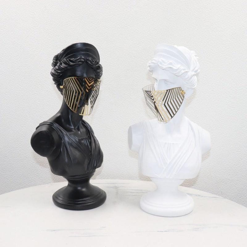 LADY IN MASK-Black