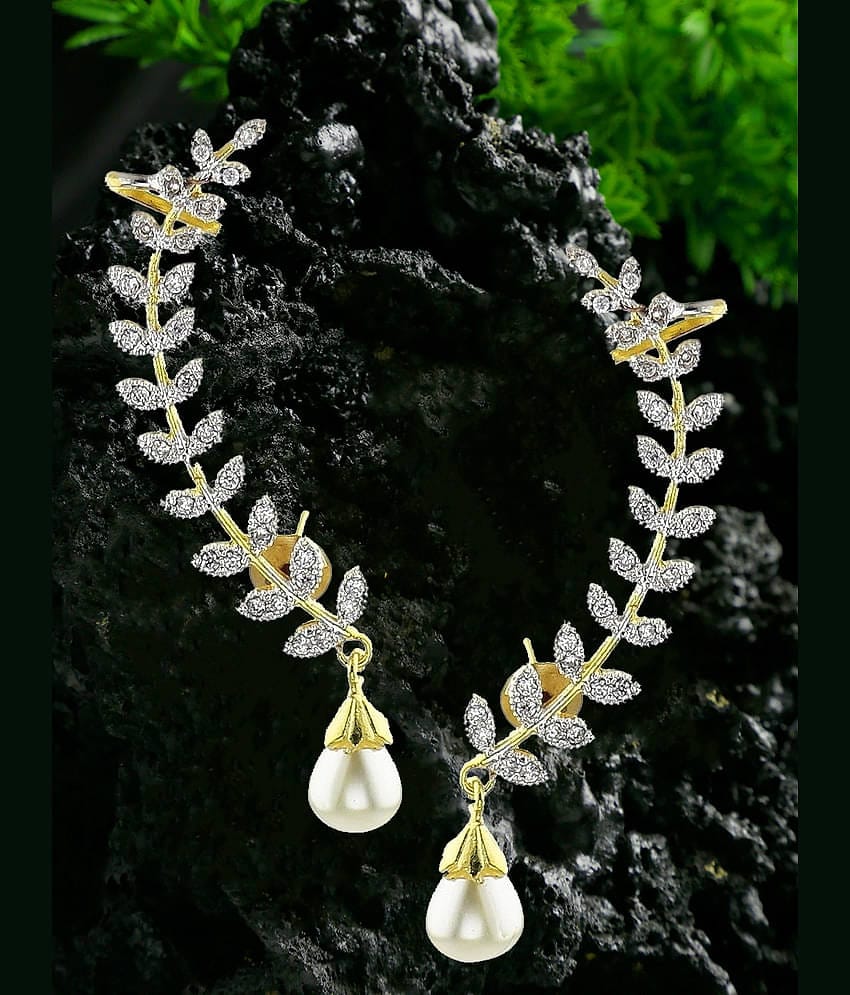 YOUBELLA Golden EarCuff Earrings ( Pack of 1 )