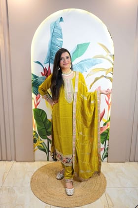 Lemon Green Colour Zari Work Straight Kurta Set with Pant & Dupatta-XL / Lemon Green