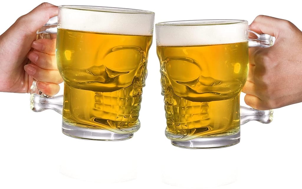Skull Glass Beer Mug with Handle, Heavy Base Funny Beer Stein Cup Clear Drinking Glasses for Whisky, Wine, Juice, Bar, Halloween Decorations Gifts (510 ML)