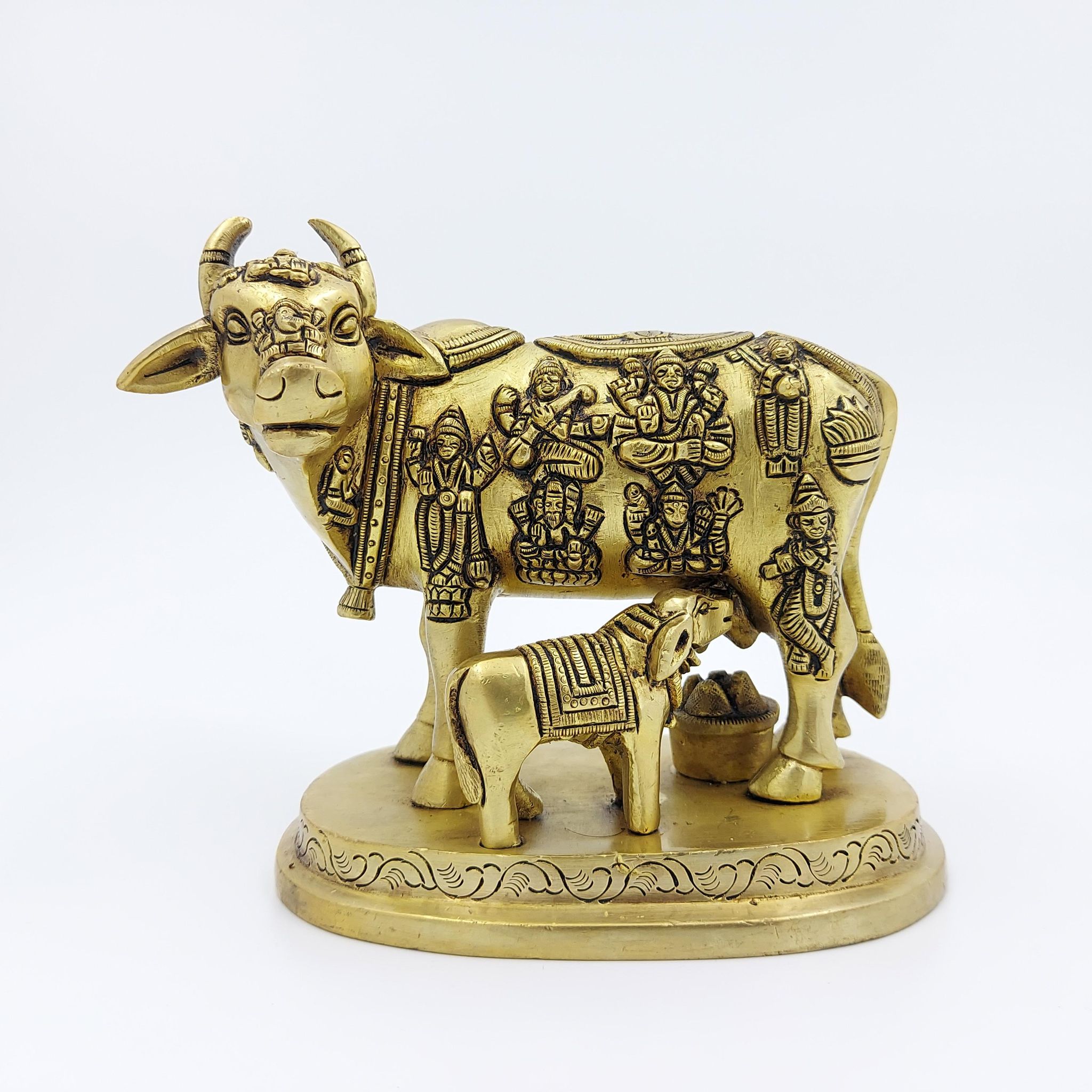 Brass Super Fine Cow and Calf Kamadhenu - 3.8 inch Height | Intricate Brass Cow and Calf Kamadhenu for Prosperity