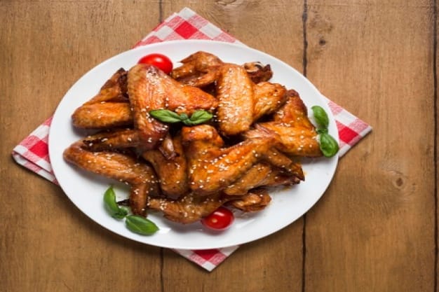 Sriracha chicken wings