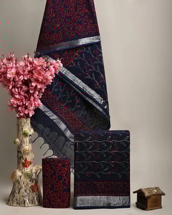 Linen Cotton Suits  Bagru Hand Block Printed Linen Suits With Zari BorderSize:-Top & Dupatta:- Linen Cotton  (2.50+2.50) mtrsBottom :-Cotton 2.50 mtrs..