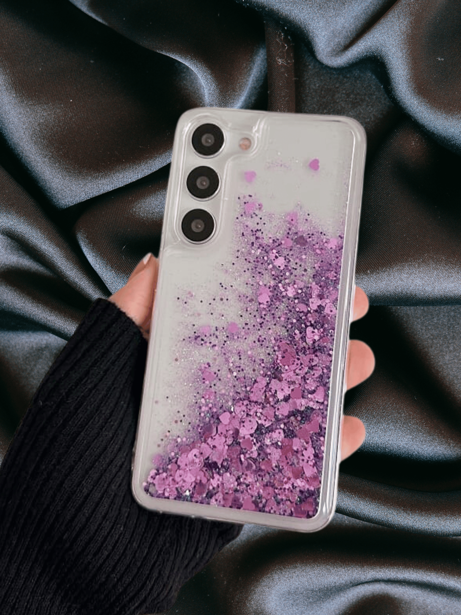 Elegant Moving Hearts Glitter Quicksand Cover-Samsung Galaxy S23