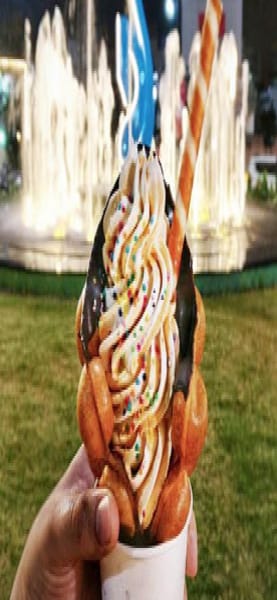 Bronut bubble waffle