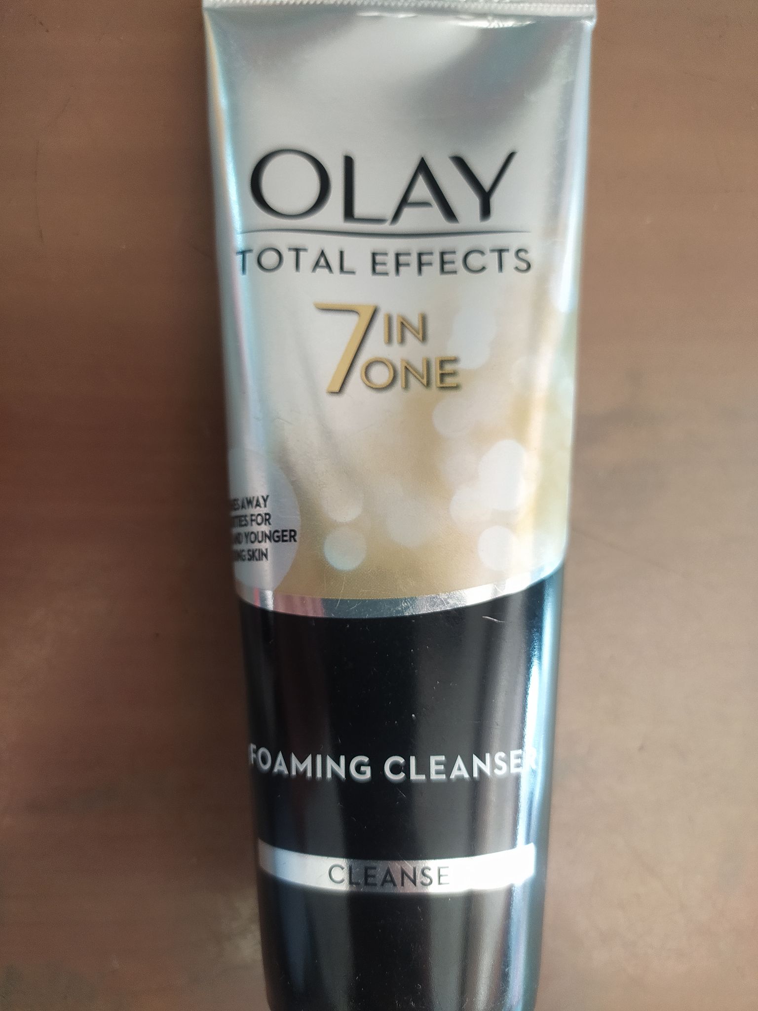 Olay Total effects 7 in one Foaming cleanser Cleanse In One Away 