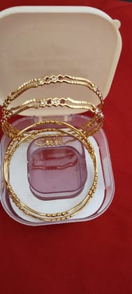 Elegant Rold Gold Bangles