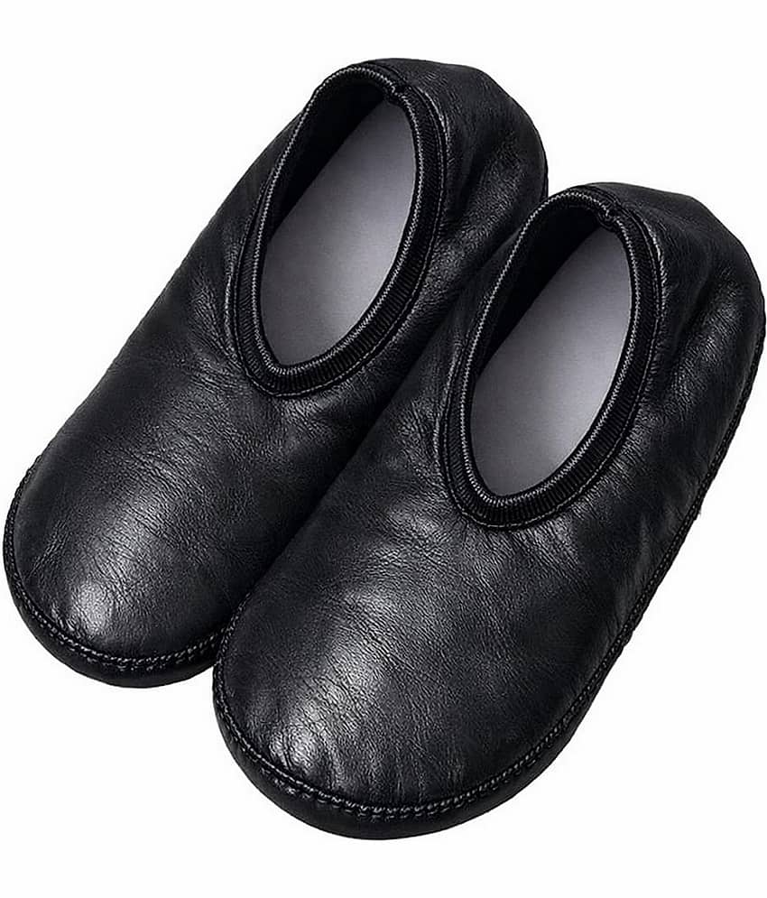 Infispace Pack of 1 Women's Leather Ankle Length Socks ( Black )