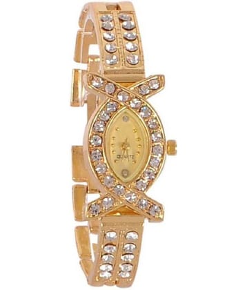 newmen - Gold Metal Analog Womens Watch