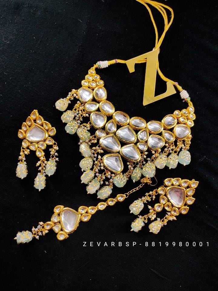 ZEVAR | High Quality Kundan Choker Necklace With Earring & Maangtika
