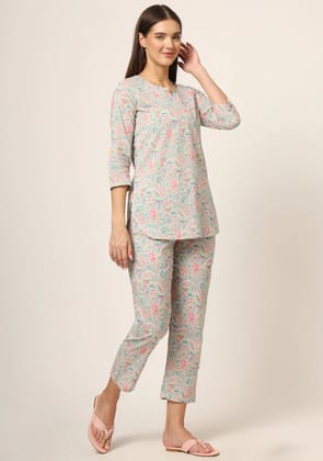 Blue Multi Floral Print Cotton Regular Fit Night Suit-XS
