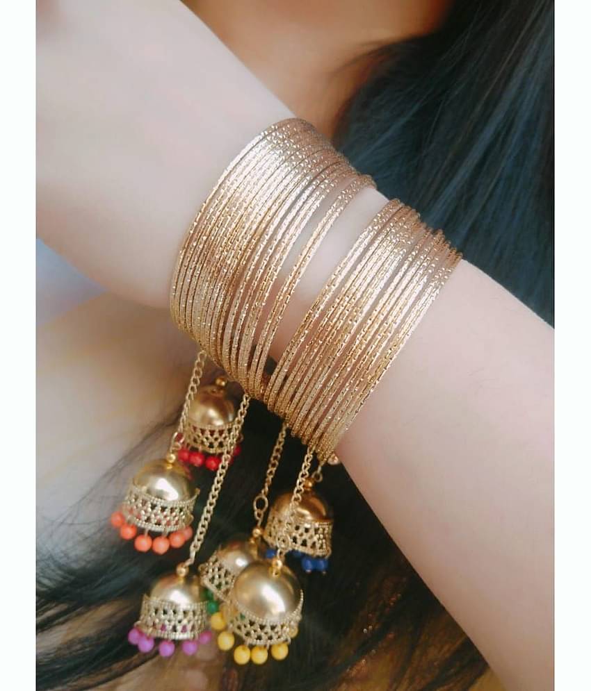 Samridhi DC Gold Bracelet ( Pack of 1 )