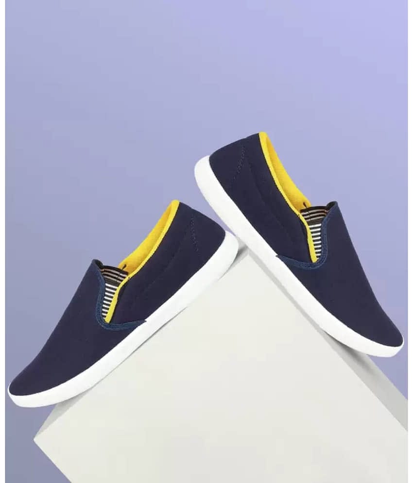 hotstyle PILOT Yellow Men's Sneakers