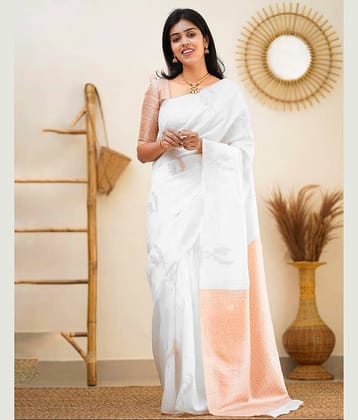 Samah Silk Woven Saree With Unstitched Blouse Piece ( White )