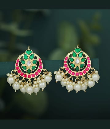 Sukkhi Glossy Kundan Gold Plated Pearl Meenakari Chandbali Earring For Women
