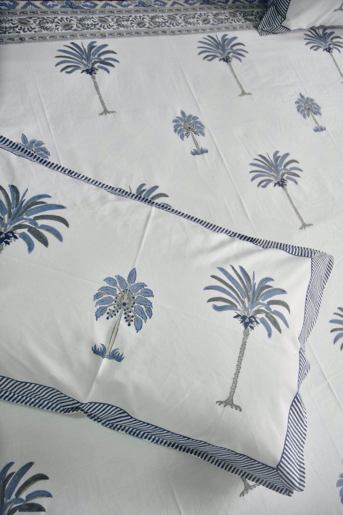 Blue Palm Tree Premium  HandBlock  Bedsheet - King (90 x 108) inches bedsheet