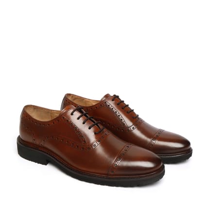 DARK BROWN BROGUE WITH CAP TOE IN LIGHT WEIGHT BY BRUNE & BARESKIN-40/6