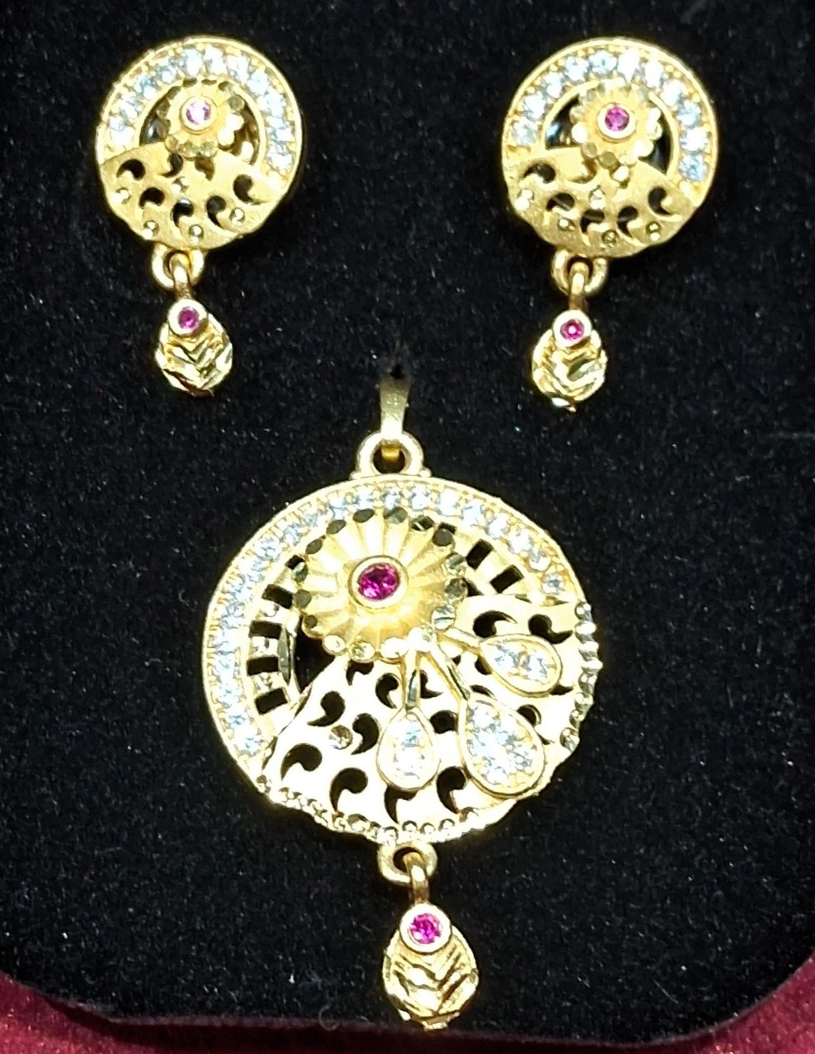 PENDANT SET GP