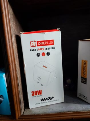 OnePlus 30W Warp Quick Charger