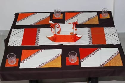 Tisser  Hand BlockPrint TableMat &Runner/Tea Coaster Set-up 4