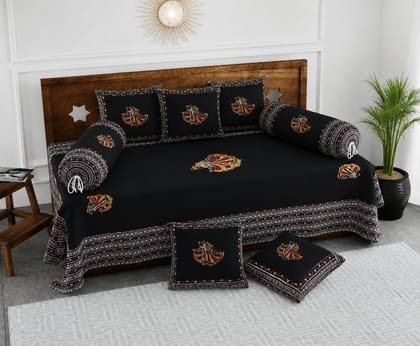 Deewan Set with embroidery 90 X 55 Inch Black