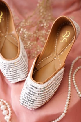 Moonstone White-36